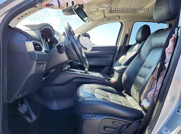 JM3KFBDM6P0199783 2023 MAZDA CX-5 Silver Front interior view