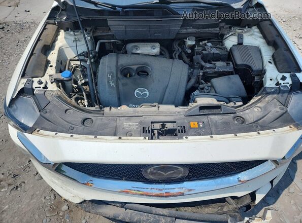 JM3KFBDM7J0378504 2018 MAZDA CX-5 White Вид задньої частини салону