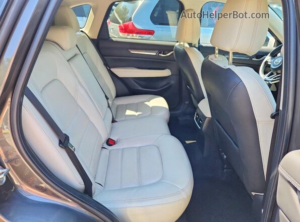 JM3KFBDM8L1840260 2020 MAZDA CX-5 Gray Vista interior trasera