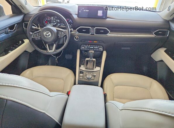 JM3KFBDM8M1373407 2021 MAZDA CX-5 Gray Widok deski rozdzielczej