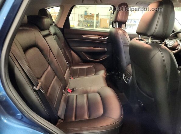 JM3KFBDM9K0560769 2019 MAZDA CX-5 Синий Вид задней части салона
