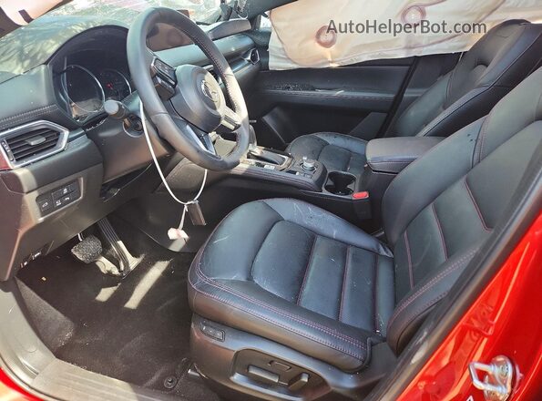 JM3KFBDY7S0579274 2025 MAZDA CX-5 Red Widok wnętrza z przodu