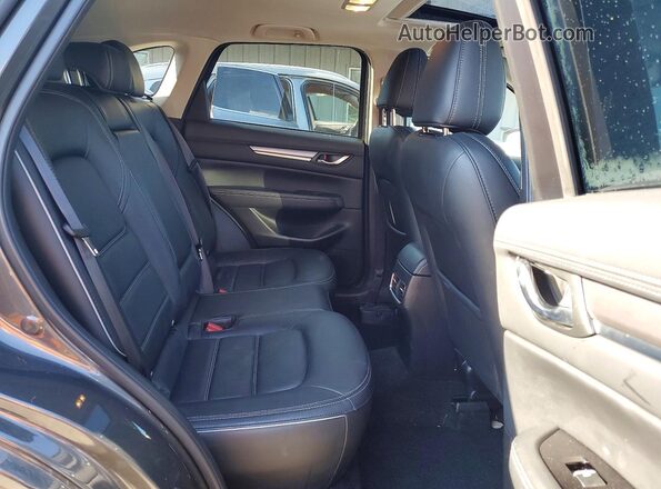 JM3KFBELXR0420231 2024 MAZDA CX-5 Gray Widok wnętrza z tyłu