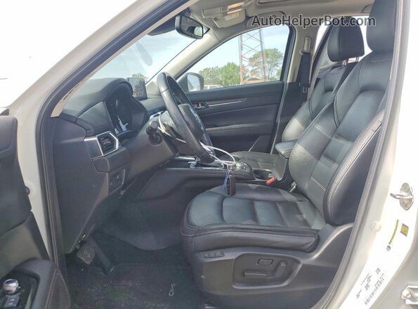 JM3KFBEM2N0645035 2022 MAZDA CX-5 White Вид салону спереду
