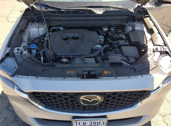JM3KFBEM7R0381509 2024 MAZDA CX-5 Beige Vista del compartimento del motor