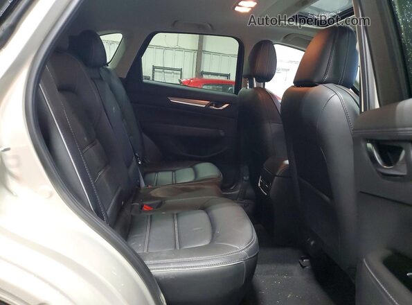 JM3KFBEM8S0750366 2025 MAZDA CX-5 Beige Widok tylnych siedzeń