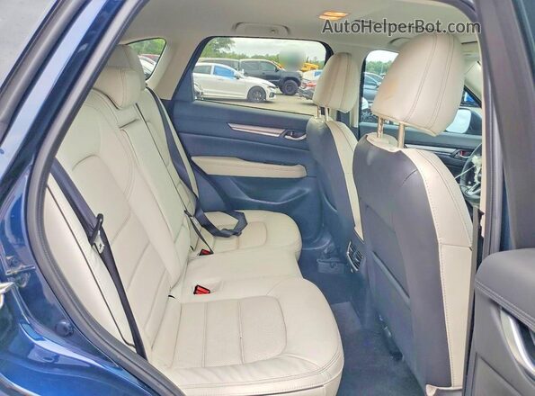 JM3KFBEMXS0547401 2025 MAZDA CX-5 Blue Vista interior trasera