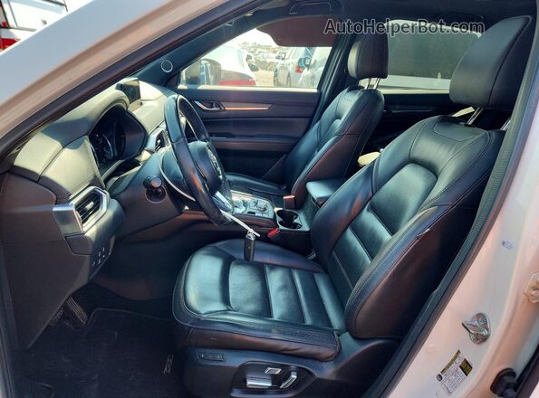 JM3KFBEY9K0519933 2019 MAZDA CX-5 White Widok wnętrza z przodu