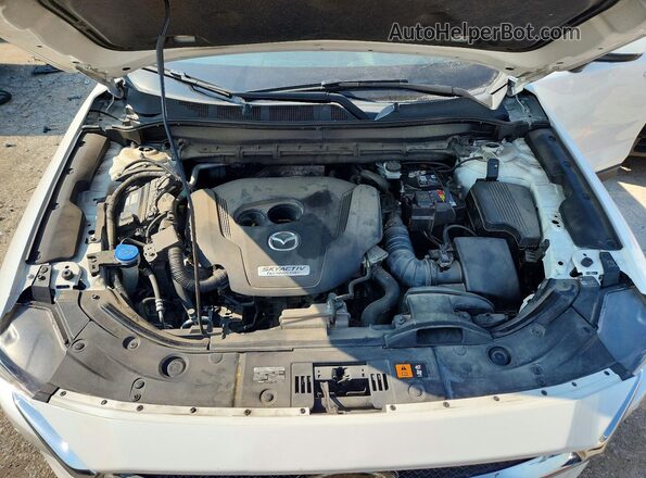 JM3KFBEY9K0519933 2019 MAZDA CX-5 White Widok wnętrza z tyłu