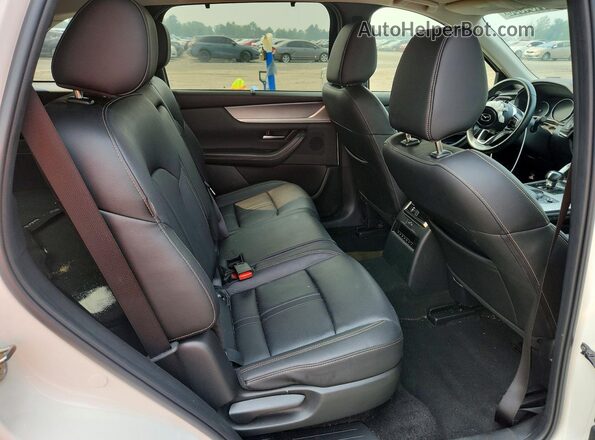JM3KJBHD5S1116341 2025 MAZDA CX-70 White Rear interior view