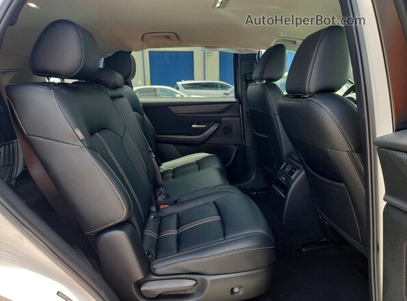 JM3KKAHD5R1162382 2024 MAZDA CX-90 White Вид задньої частини салону