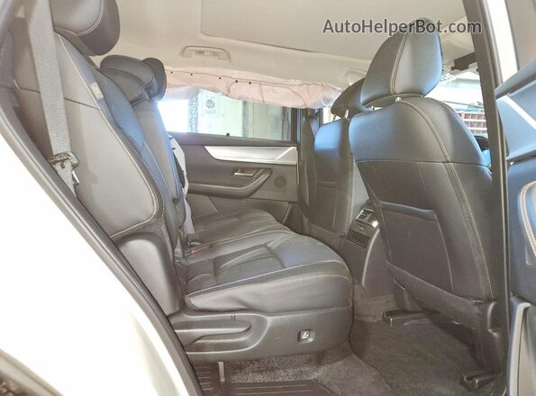 JM3KKCHA7S1214649 2025 MAZDA CX-90 White Սալոնի հետևի տեսք