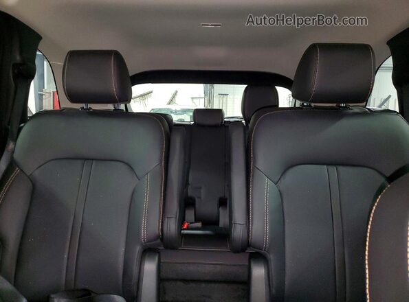 JM3KKCHDXT1359776 2026 MAZDA CX-90 Red Widok tylnych siedzeń