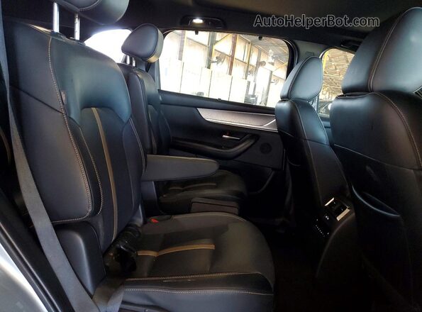 JM3KKEHD7S1218593 2025 MAZDA CX-90 Silver Widok wnętrza z tyłu