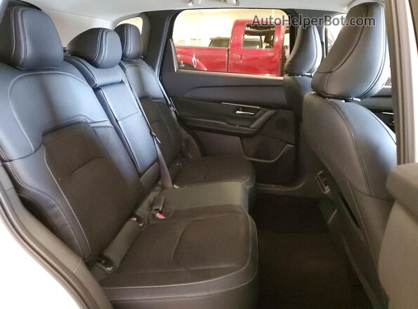 JM3KMBHA5T0146959 2026 MAZDA CX-5 White Vista interior trasera