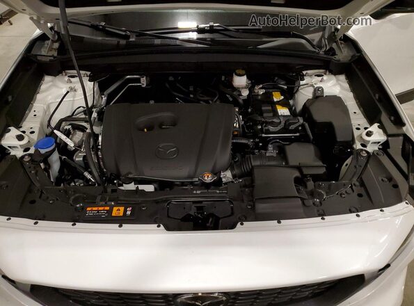 JM3KMBHA5T0146959 2026 MAZDA CX-5 White Vista del compartimento del motor