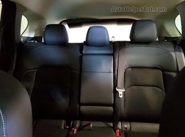 JM3KMBHA5T0146959 2026 MAZDA CX-5 White Vista de los asientos traseros