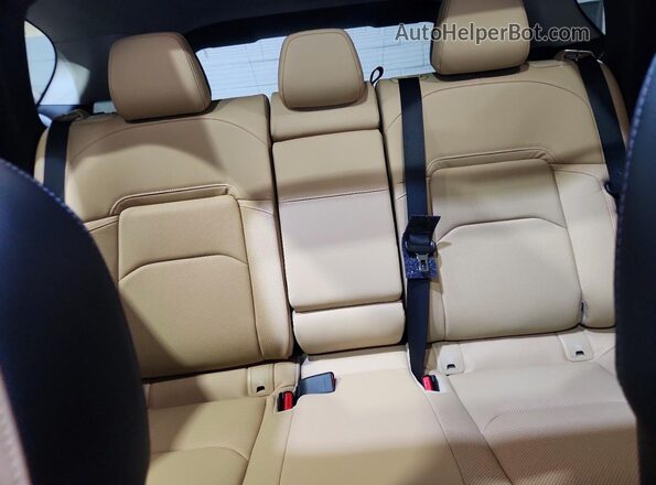 JM3KMDHA9T0143445 2026 MAZDA CX-5 Gray Vista de los asientos traseros