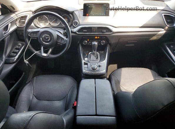 JM3TCACY3J0228451 2018 MAZDA CX-9 Gray Dashboard view