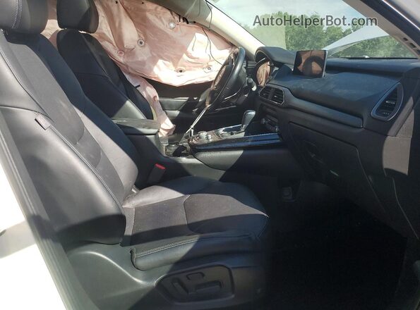 JM3TCBAY1N0623646 2022 MAZDA CX-9 White Front interior view