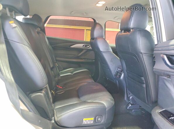 JM3TCBAY8P0653651 2023 MAZDA CX-9 White Rear interior view