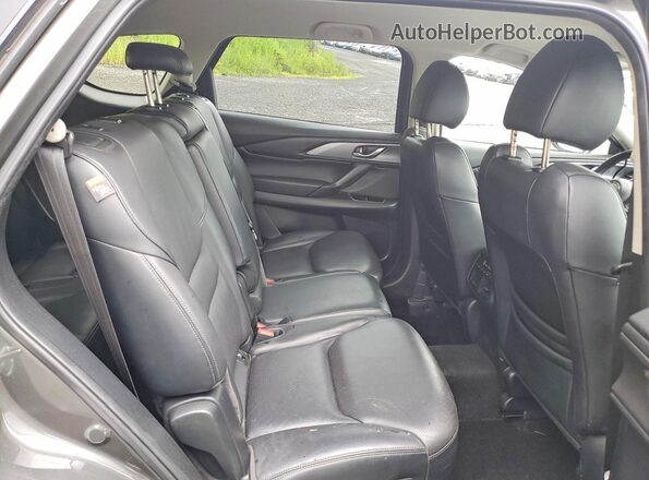 JM3TCBCY0N0602509 2022 MAZDA CX-9 Charcoal Սալոնի հետևի տեսք
