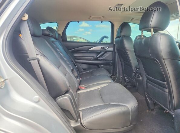 JM3TCBCY4H0133445 2017 MAZDA CX-9 Silver Rear interior view