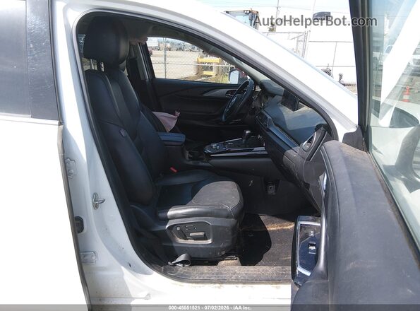 JM3TCBCY5N0605017 2022 MAZDA CX-9 White Front interior view