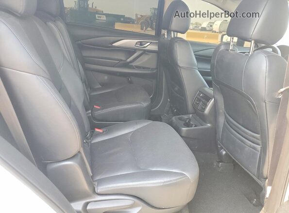 JM3TCBCY6P0646985 2023 MAZDA CX-9 Белый Вид задней части салона