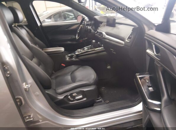 JM3TCBDY7M0540877 2021 MAZDA CX-9 Gray Front interior view