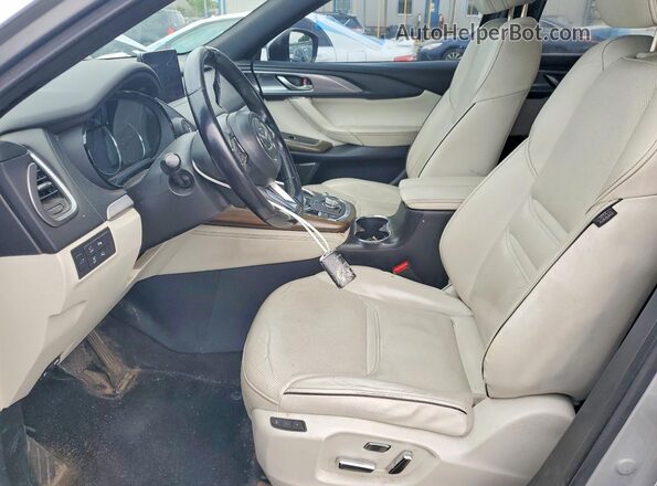 JM3TCBEY4L0424629 2020 MAZDA CX-9 Silver Вид салону спереду