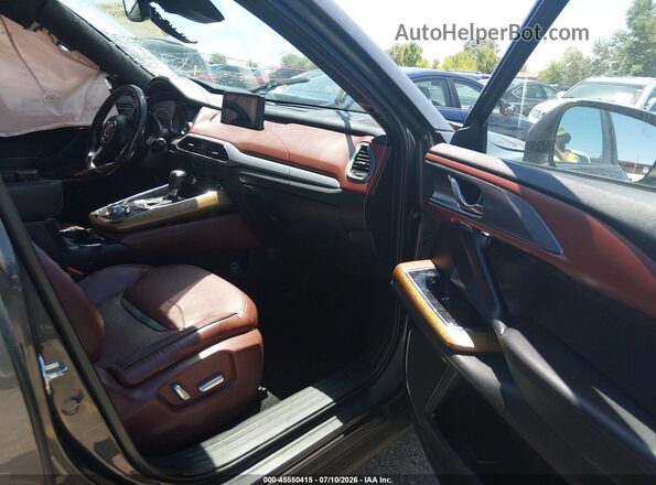 JM3TCBEY8H0141691 2017 MAZDA CX-9 Gray Widok wnętrza z przodu