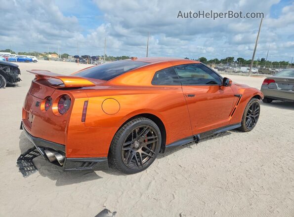 JN1AR5EFXJM710234 2018 NISSAN GT-R Оранжевый Задняя правая четверть
