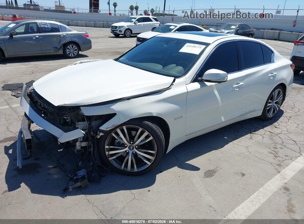 JN1AV7AP2JM160033 2018 INFINITI Q50 HYBRID White წინა მარცხენა ხედი სამი მეოთხედიდან