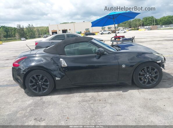 JN1AZ4FH2JM520261 2018 NISSAN 370Z Black Панорамний вид салону 360°