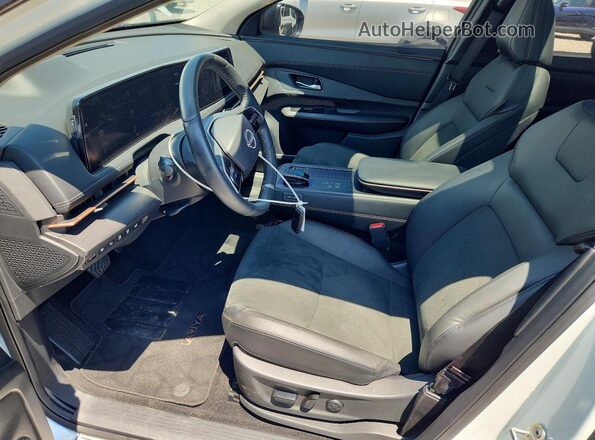 JN1BF0BAXRM436733 2024 NISSAN ARIYA White Vista interior delantera