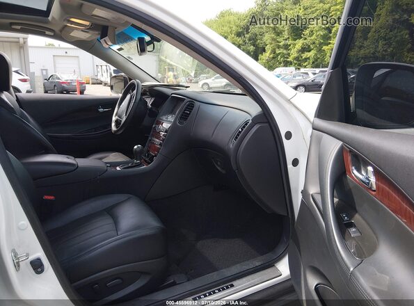 JN1BJ0RR5HM410081 2017 INFINITI QX50 White Vista interior delantera