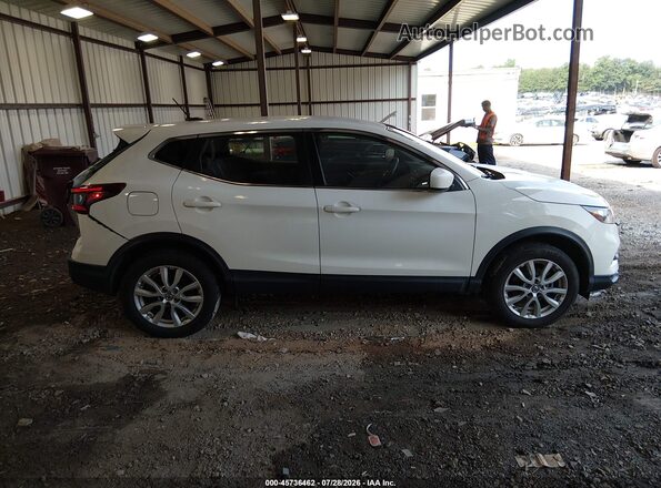 JN1BJ1AV5NW342122 2022 NISSAN ROGUE Белый Вид задней части салона