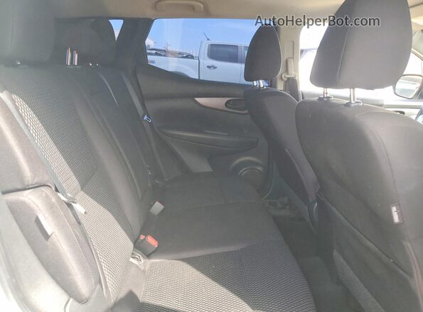 JN1BJ1AW8MW423137 2021 NISSAN ROGUE White უკანა სალონის ხედი