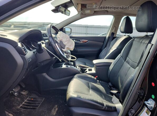 JN1BJ1CP0HW007353 2017 NISSAN ROGUE Black Vista interior delantera