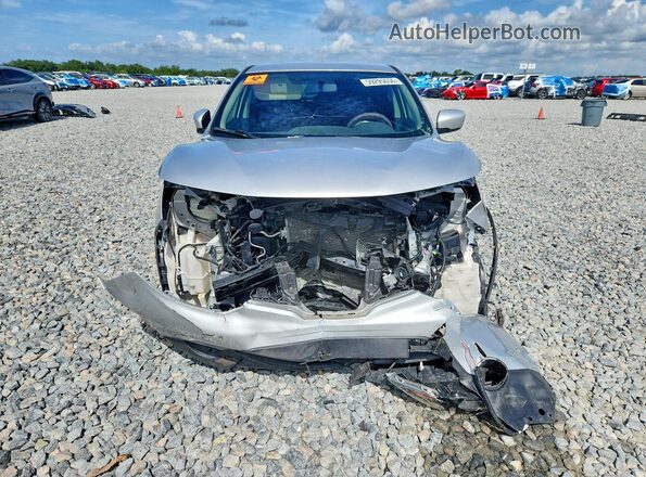 JN1BJ1CP0HW033032 2017 NISSAN ROGUE Серебряный Вид спереди