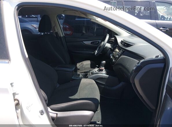 JN1BJ1CP0JW150373 2018 NISSAN ROGUE White Vista interior delantera