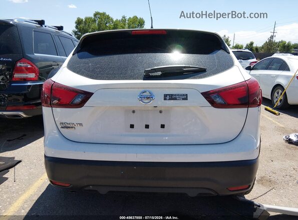 JN1BJ1CP0JW150373 2018 NISSAN ROGUE White 