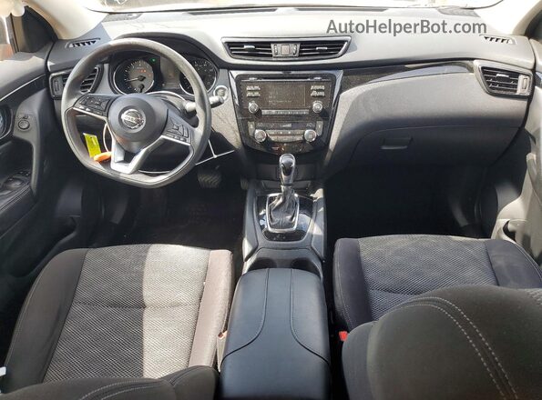JN1BJ1CP2HW025708 2017 NISSAN ROGUE Orange Widok deski rozdzielczej