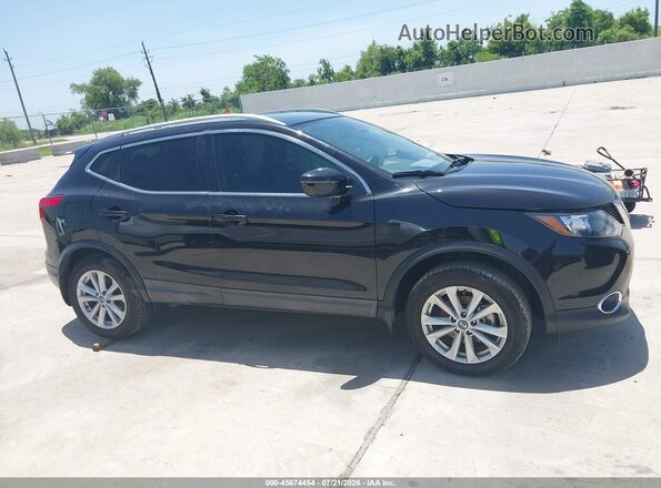 JN1BJ1CP2KW530428 2019 NISSAN ROGUE Черный Вид задней части салона