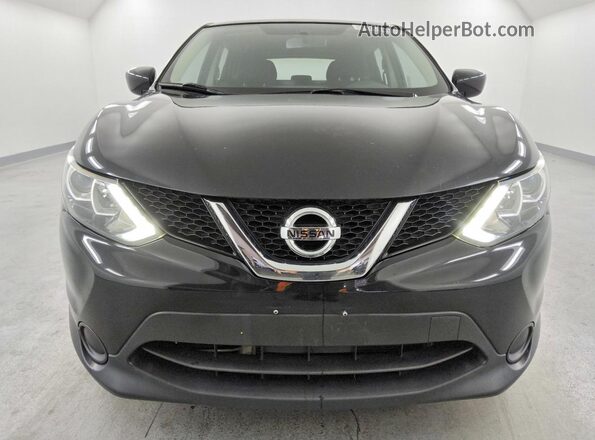 JN1BJ1CP4HW003340 2017 NISSAN ROGUE Black Front view