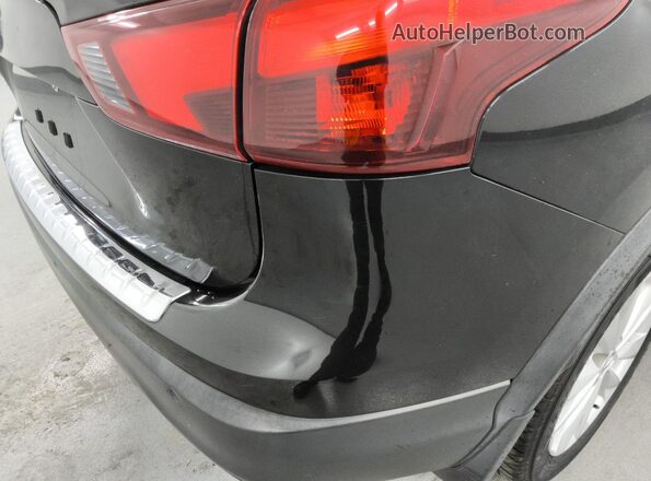 JN1BJ1CP4HW003340 2017 NISSAN ROGUE Black 