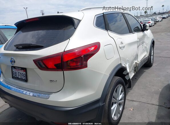 JN1BJ1CP4HW015617 2017 NISSAN ROGUE White Հետևի աջ