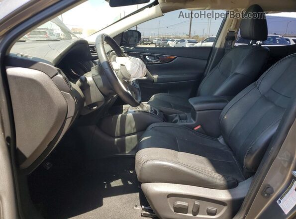 JN1BJ1CP4HW034720 2017 NISSAN ROGUE Silver წინა სალონის ხედი