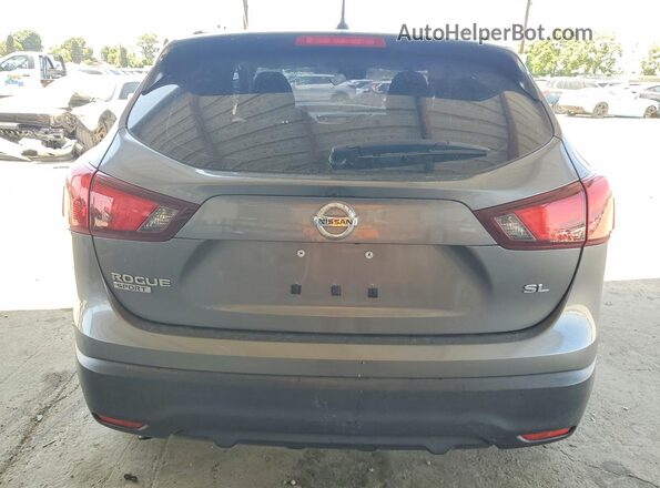 JN1BJ1CP4HW034720 2017 NISSAN ROGUE Silver უკანა ხედი